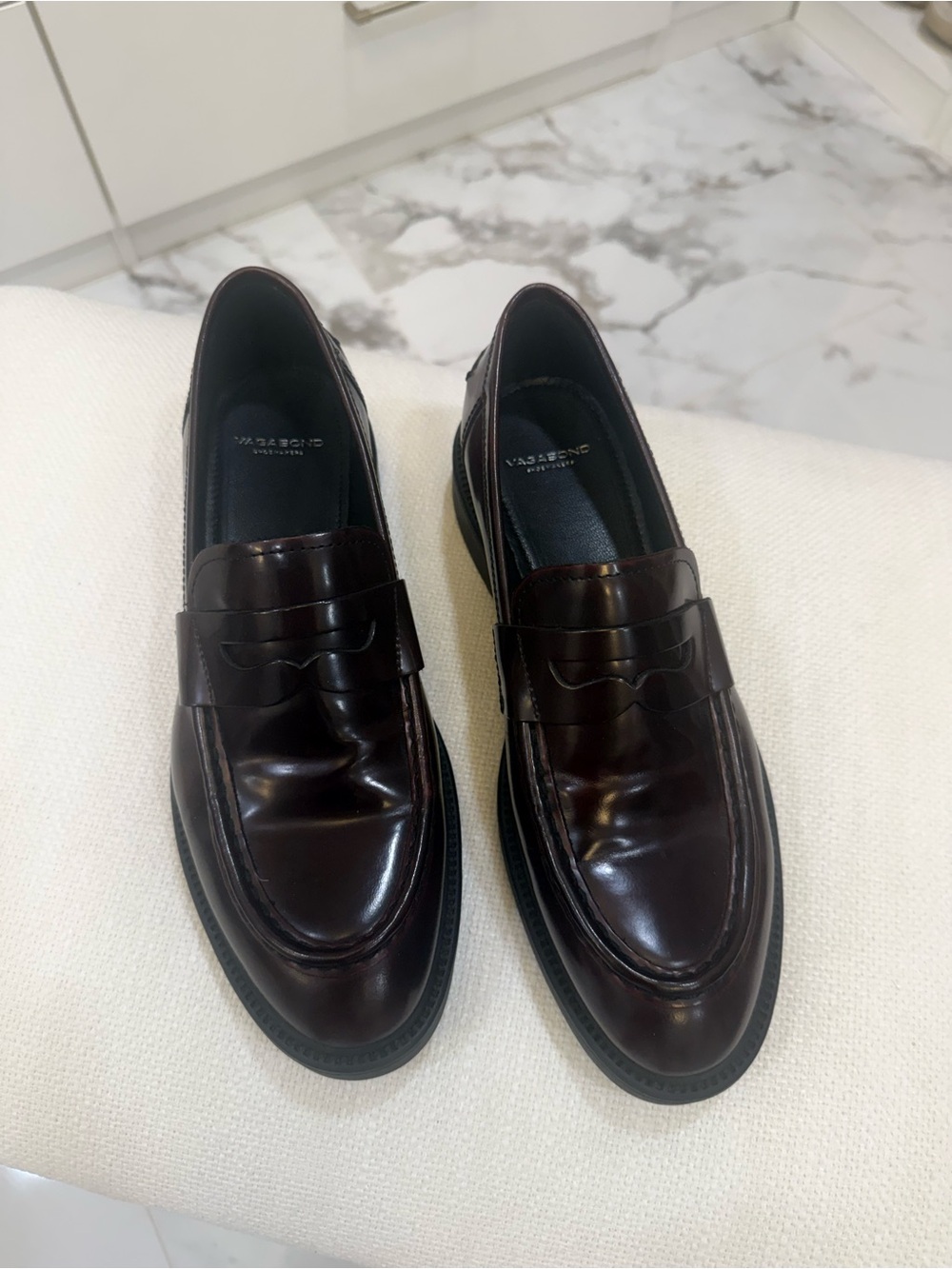 Vagabond Dark Brown Leather Penny Loafers 9.5/40